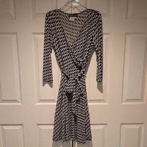 Donna Morgan Wrinkle Free Dress